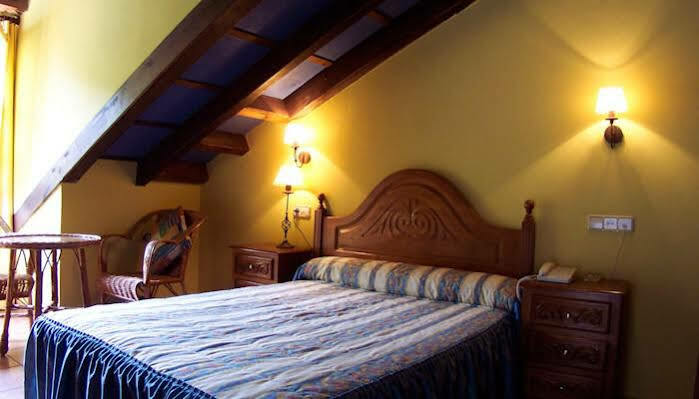 Hotel El Bricial Soto De Cangas Extérieur photo